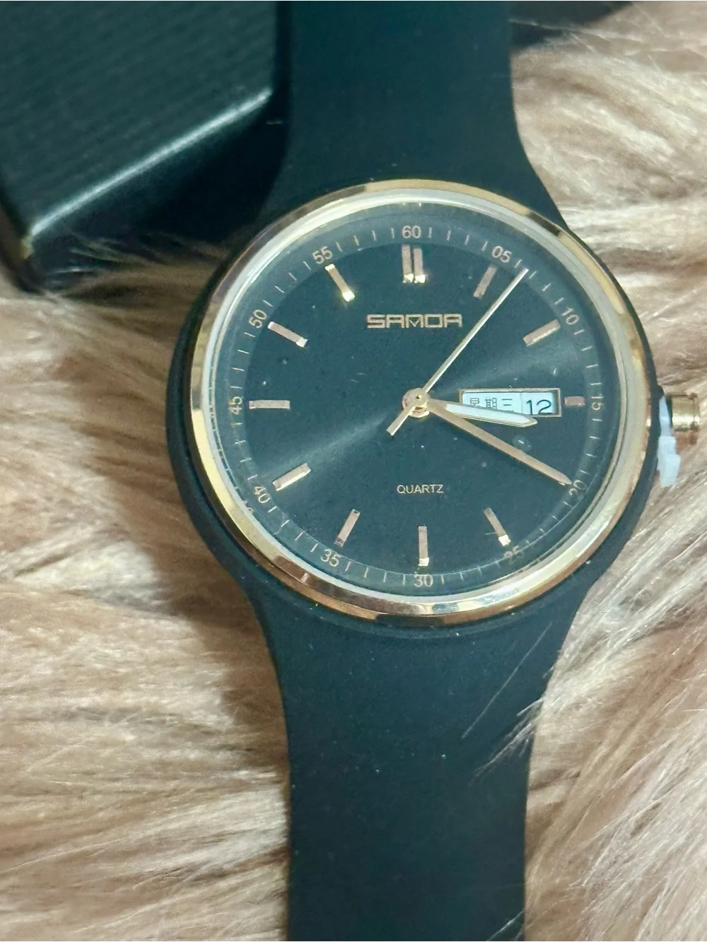 SANDA Minimal Black Silicone Smartwatch with Rose Gold Bezel